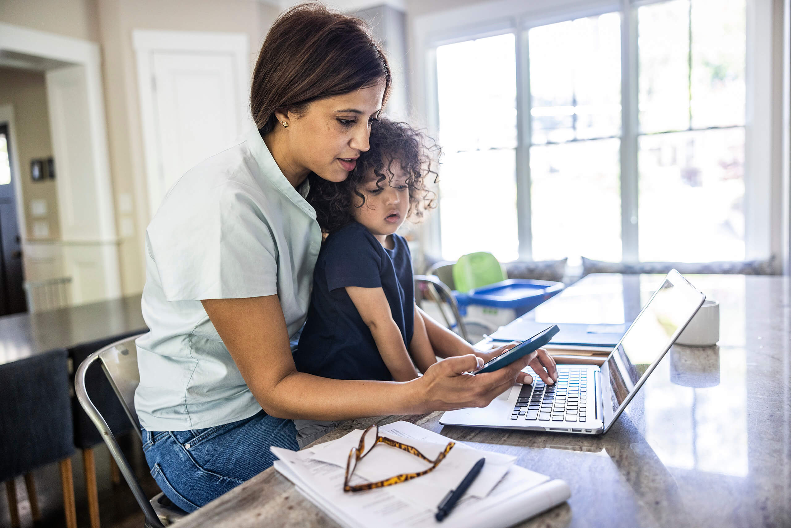 How to manage financial stress